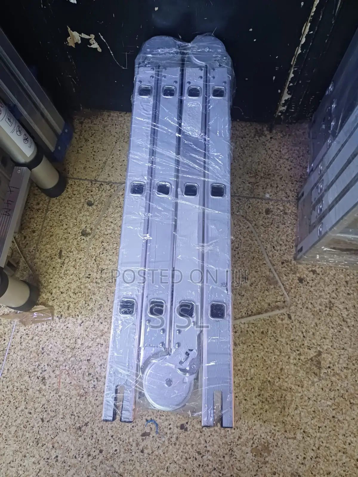 4x3 Aluminium Folding Ladder | Strong Compact Ladder