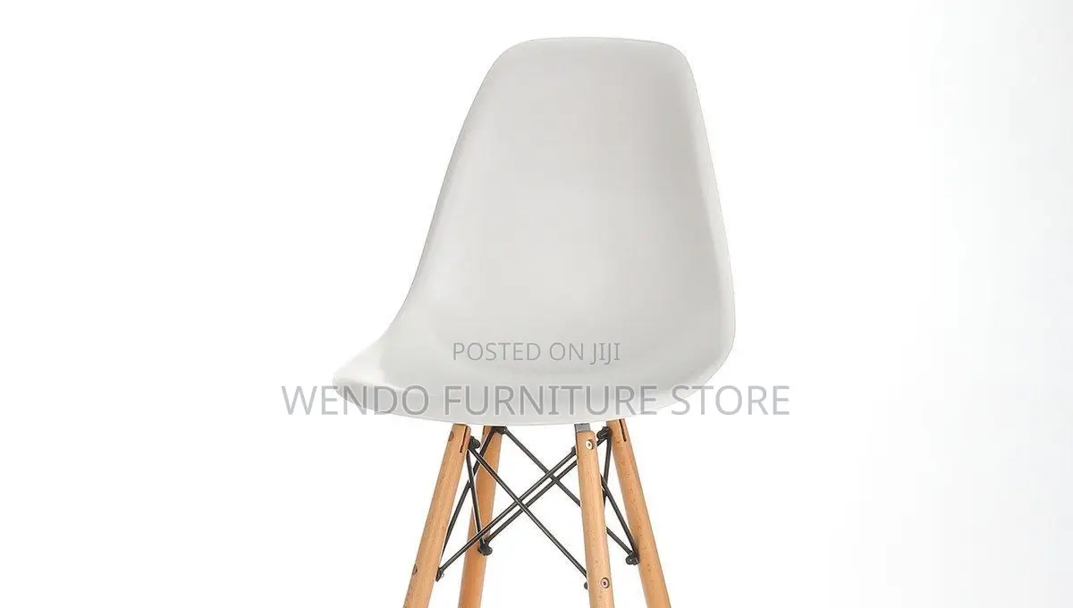 Dining Chairs; Kitchen Eames Barstool Chairs