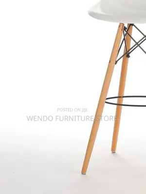 Dining Chairs; Kitchen Eames Barstool Chairs