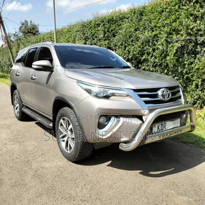Toyota Fortuner 2.8 D AWD 2017 Brown