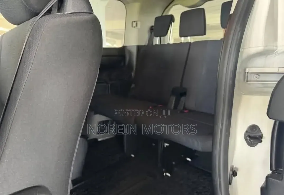 Suzuki Swift RS 2019 Silver