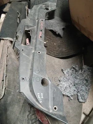 Nissan Sylphy N17 Top Radiator Panel