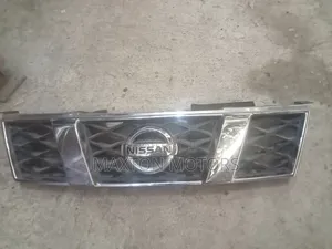 Nissan Xtrail Nt31 Grille