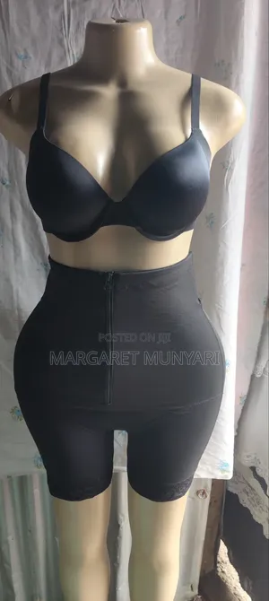 Zip Black Corset Bairka