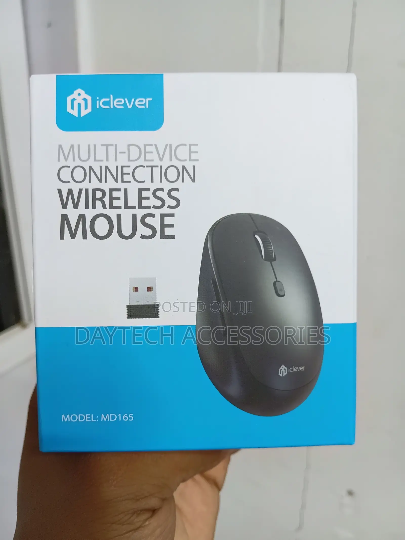 This Is an Iclever Md165 Dual Mode Wireless Mouse in Black.