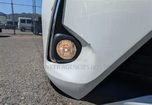 Toyota Vitz 2019 Silver