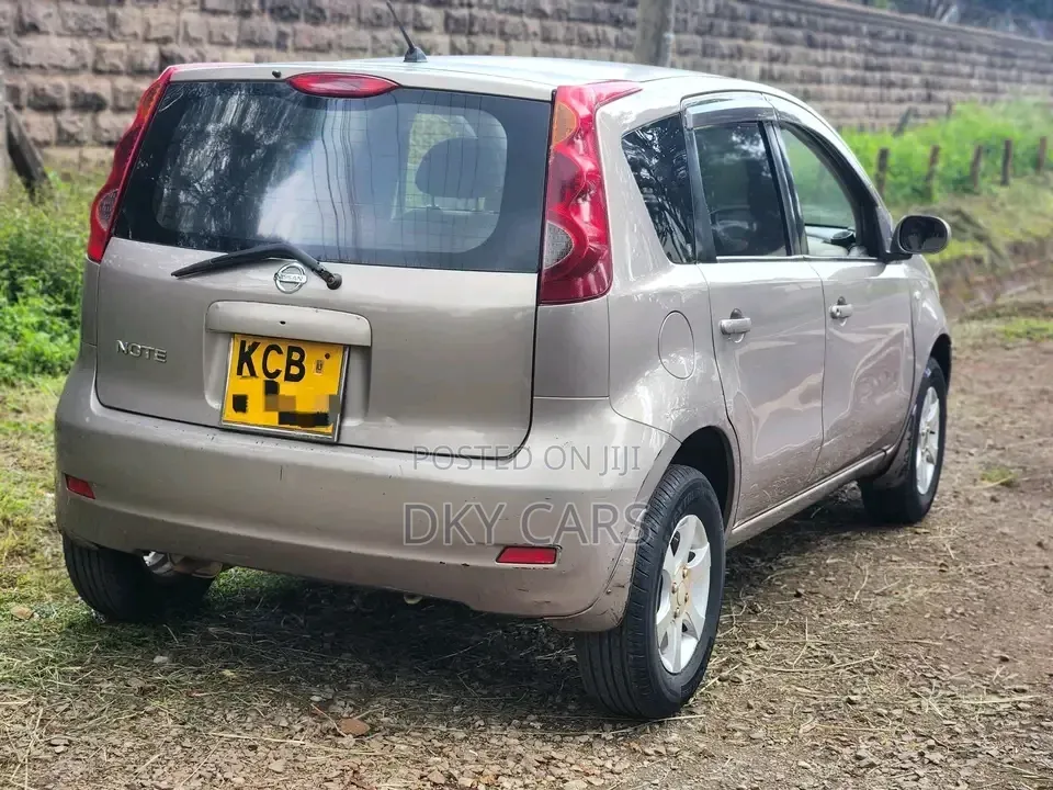 Nissan Note 2008 Brown
