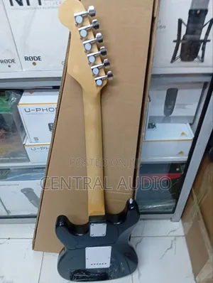 24frets Fender Electric Guitar