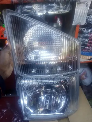 Isuzu NPR New Model Head Light Corner Lamp