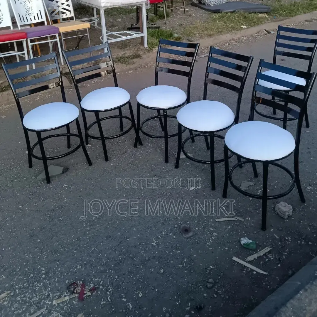 Restaurant White Flat Chairs