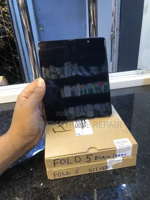 Original Samsung Z Fold 5 Inner Screen Replacement in Nairobi