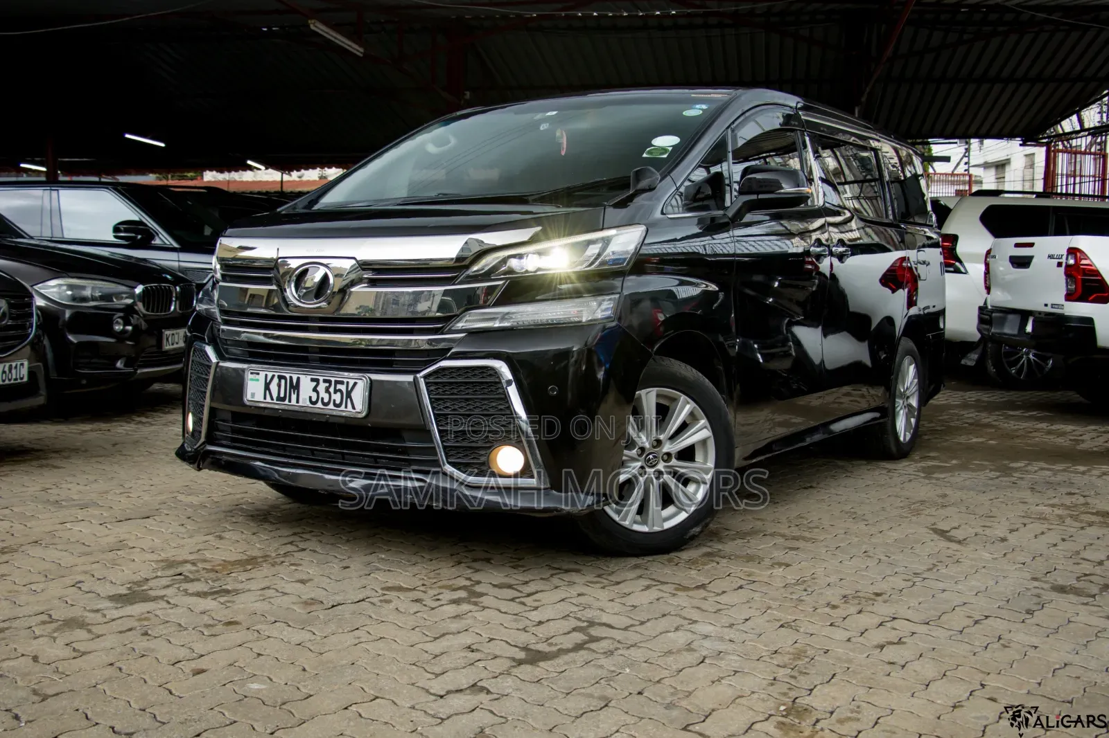 Toyota Alphard 2017 Black