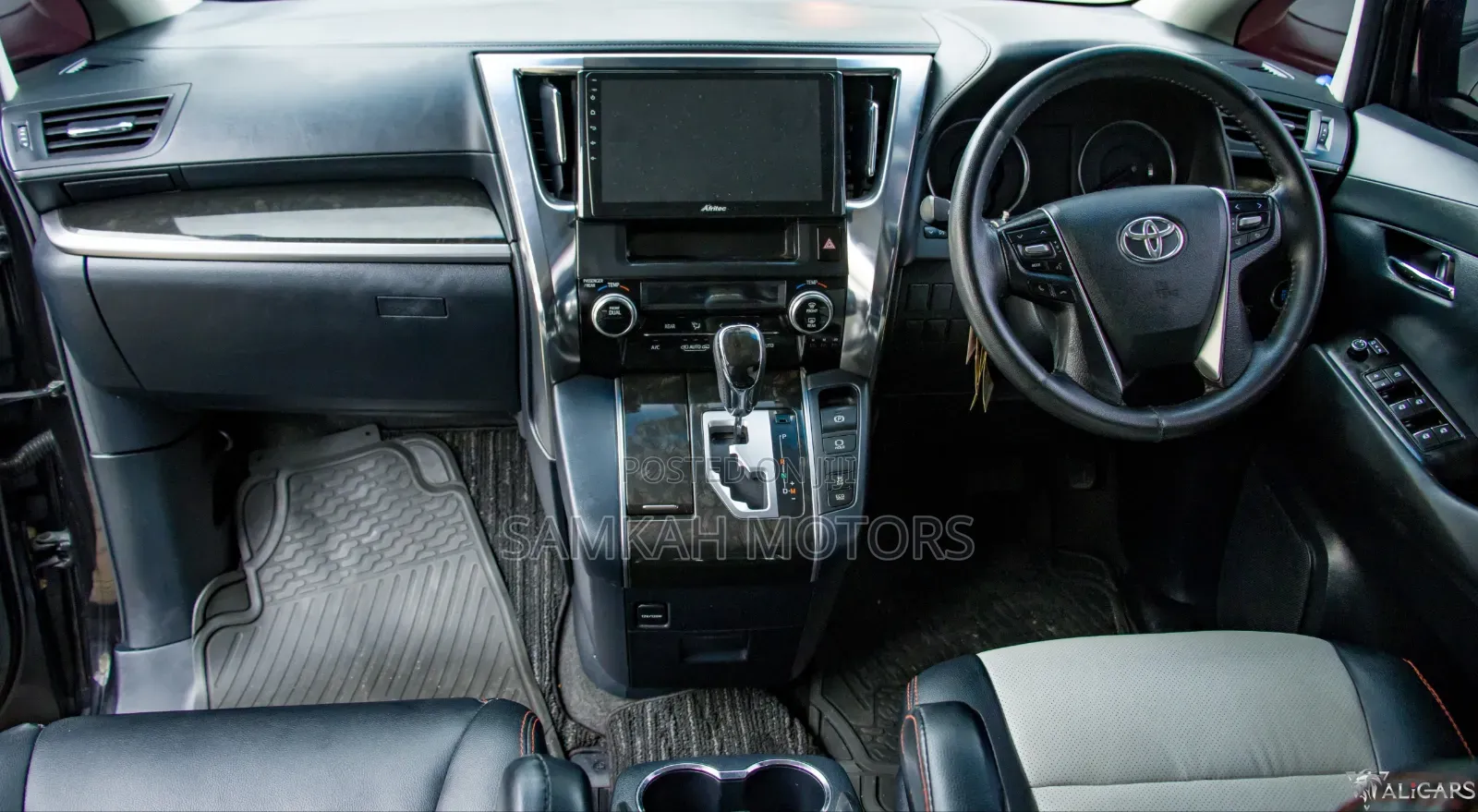 Toyota Alphard 2017 Black