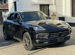 Porsche Cayenne S AWD 2019 Black