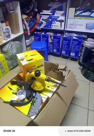 *Steam Cleaner* Handheld Steam Cleaner