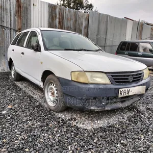 Nissan Advan 2006 White