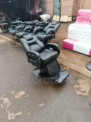 Black Barber Adjusted Seats