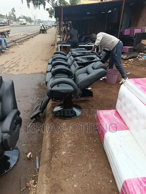 Wholesale Prices Kinyozi Chairs;