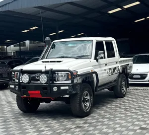 Toyota Land Cruiser 4.5 V8 GXR 2019 Pearl
