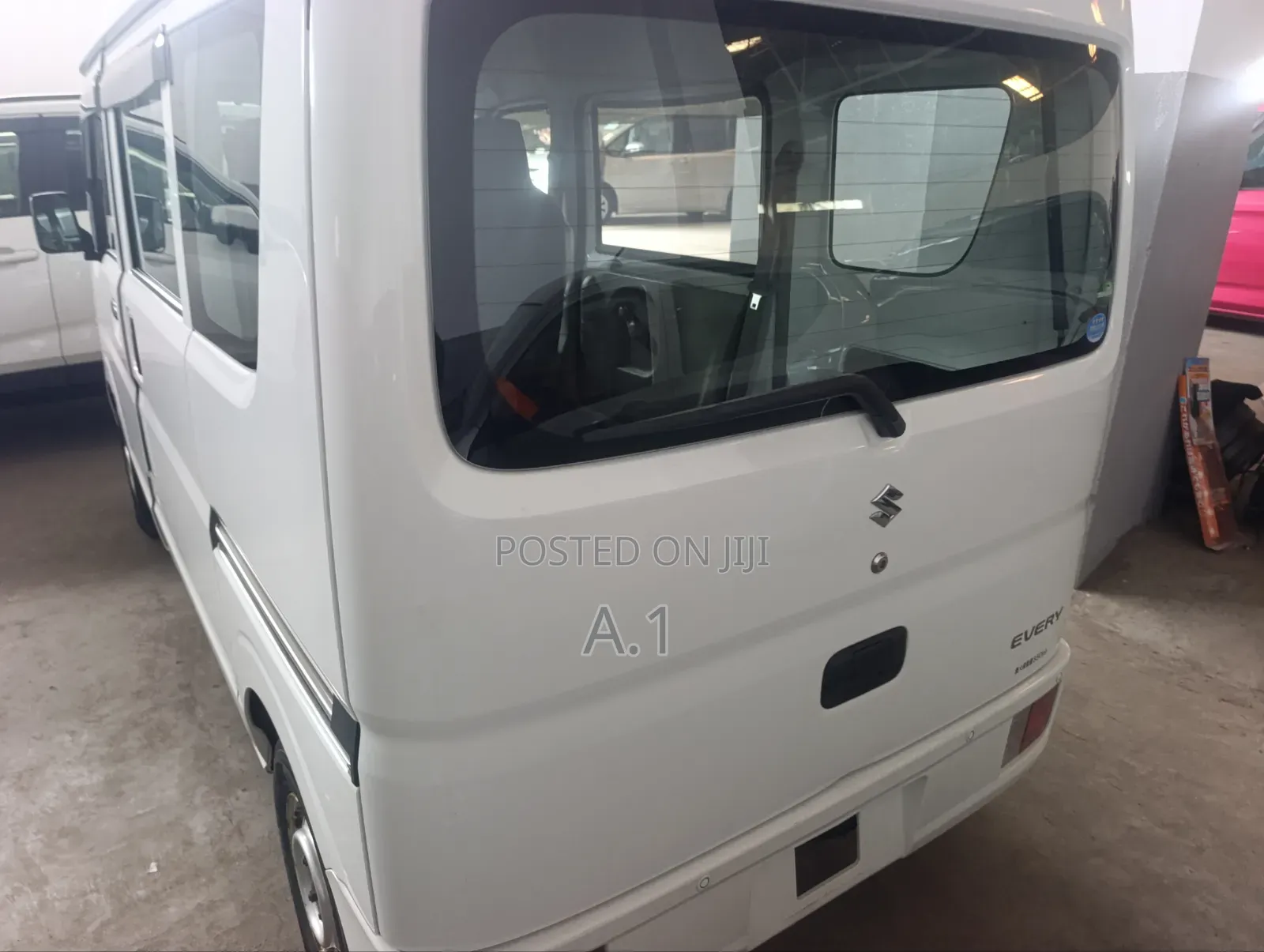 Suzuki Every 2018 White