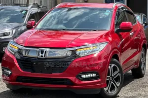 Honda Vezel 2019 Red