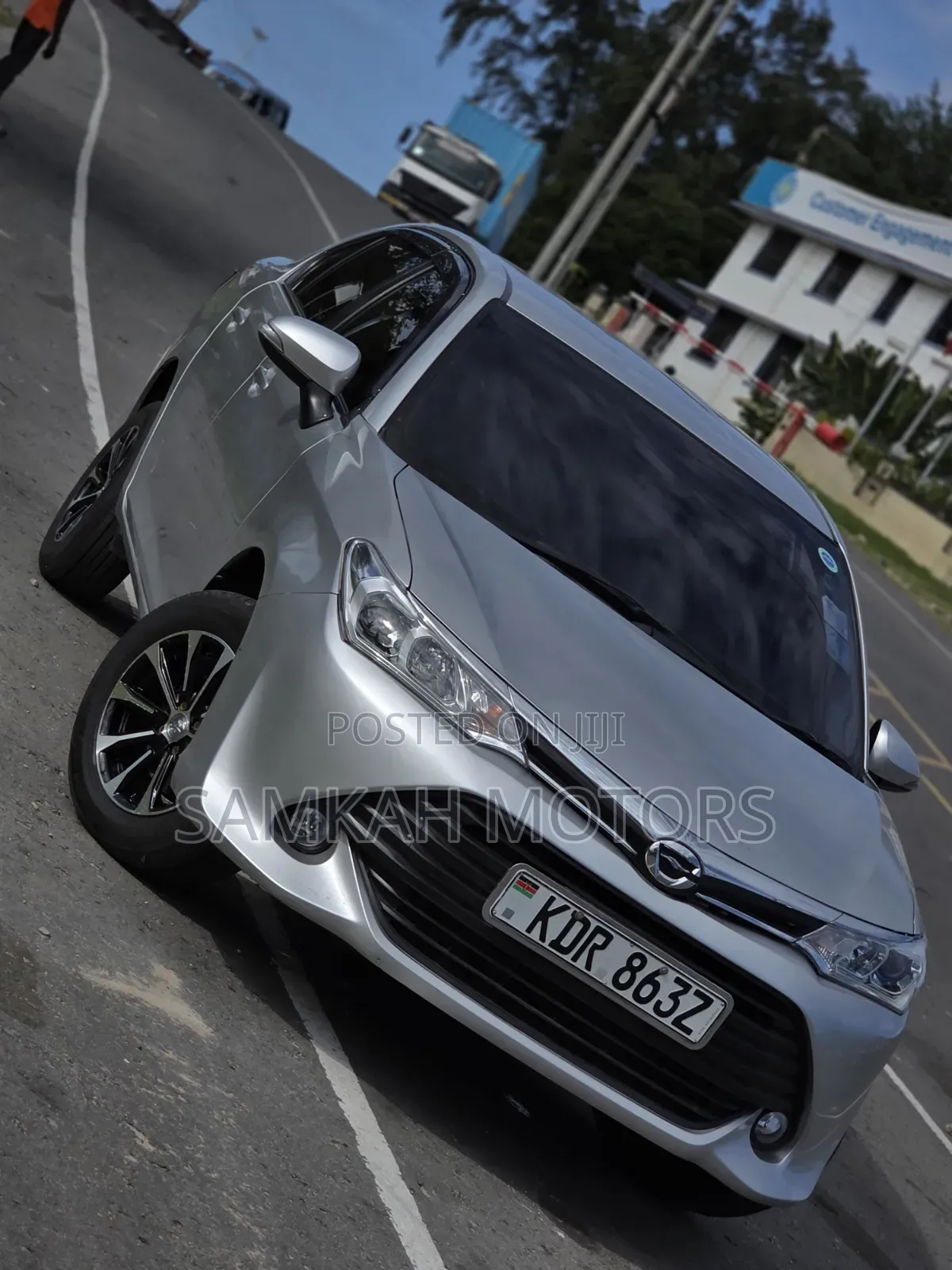 Toyota Axio 2018 Silver