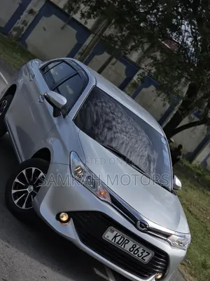 Toyota Axio 2018 Silver
