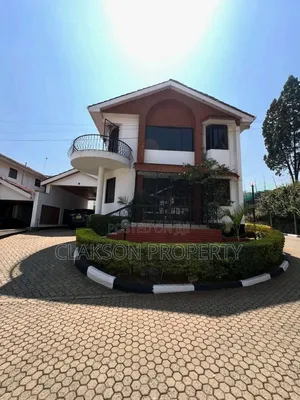 5bdrm Townhouse / Terrace in Kilimani, Hurlingham for rent