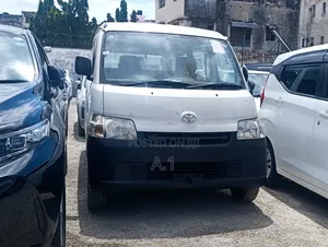 Toyota Lite-Ace 2019 White