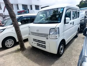 Mazda E2000 2019 White