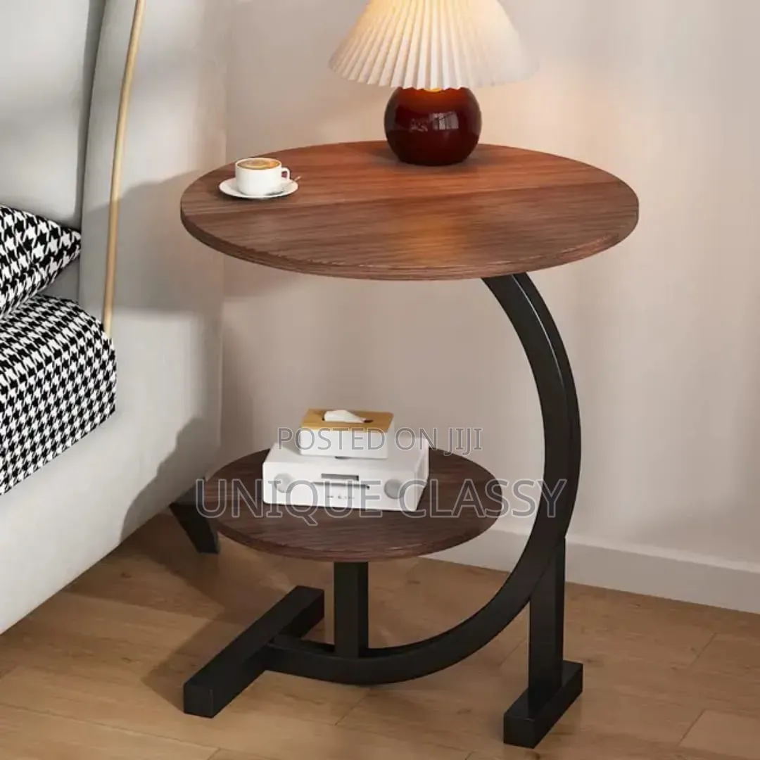 Round 2 in 1 Coffee Table