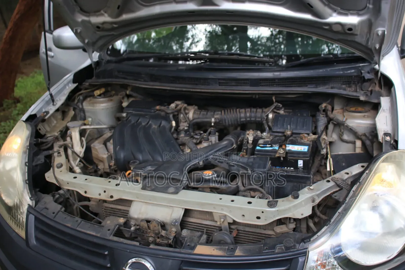 Nissan Advan 2014 Silver