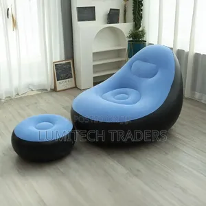 Inflatable Seat With Foot Rest and Manual Pump