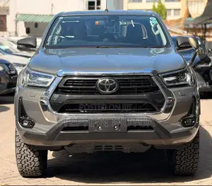 Toyota Hilux Revo Double Cab Deisel 2.4 AWD 2021 Gray