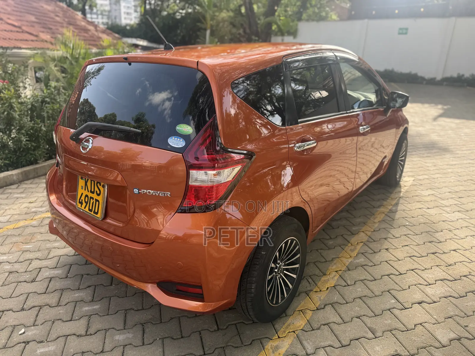 Nissan Note 2018 Orange
