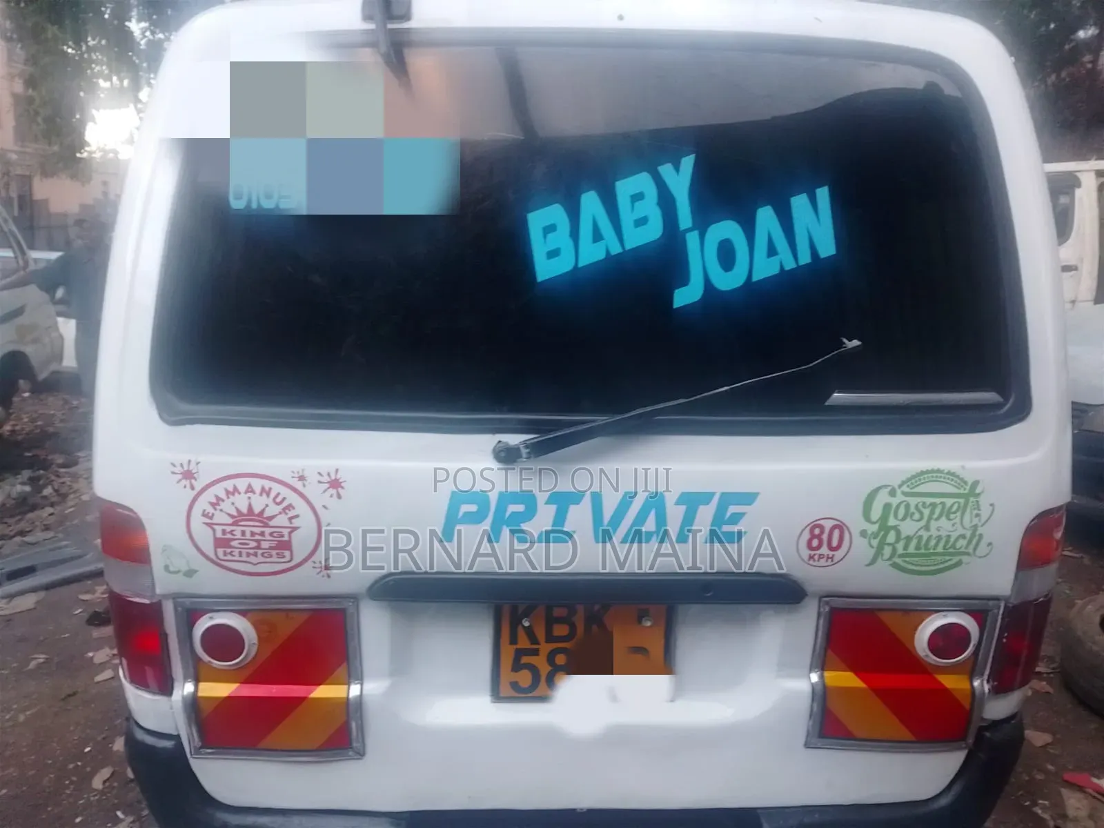Toyota HiAce 2002 White