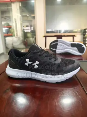 Under Armour Surge 3 Men's Running Shoes