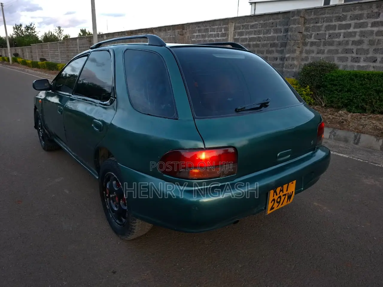 Subaru Impreza 2000 Blue