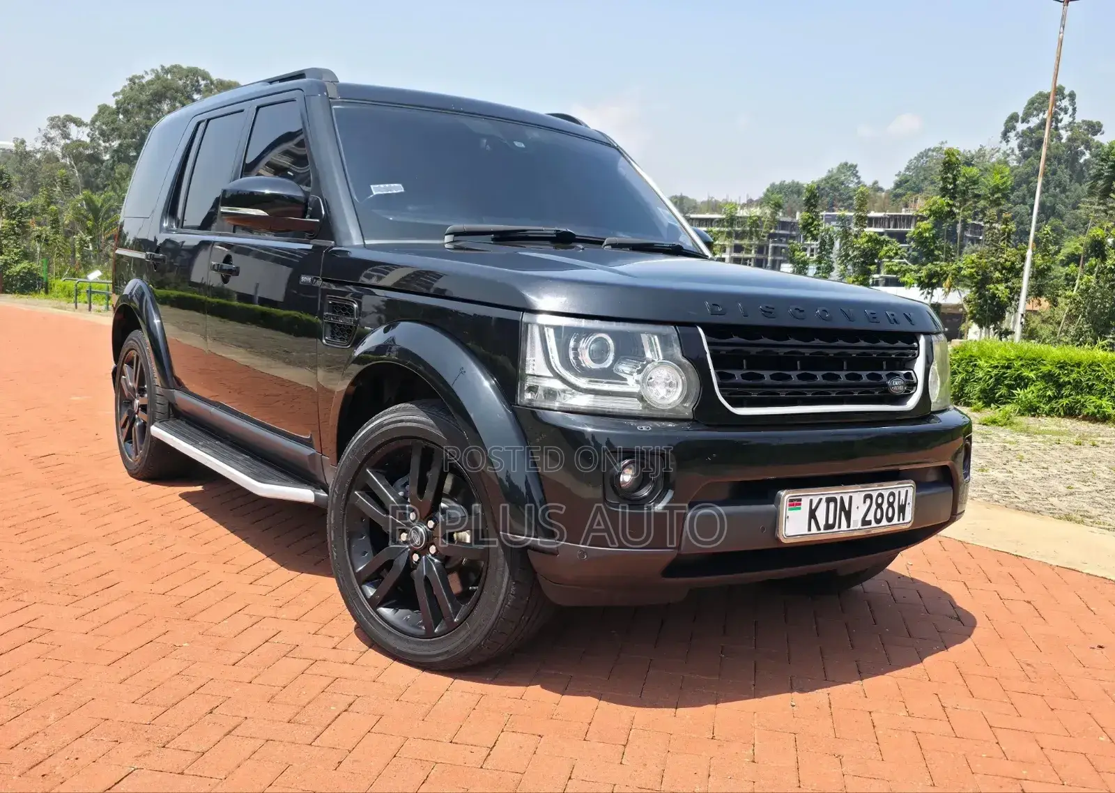 Land Rover Discovery 2016 Black