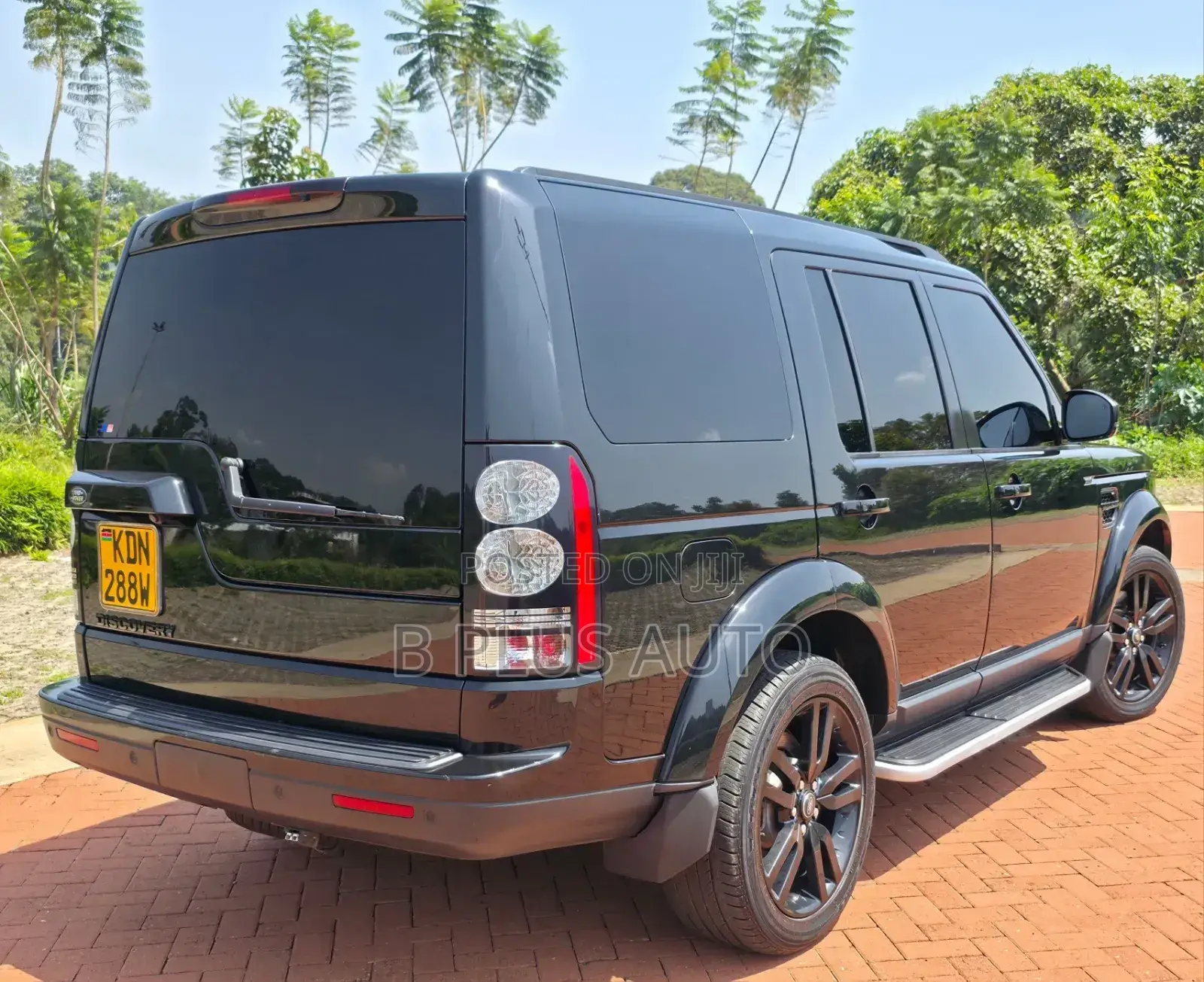 Land Rover Discovery 2016 Black