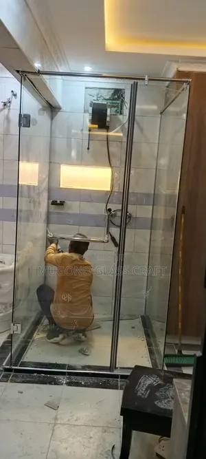 Latest Frameless Shower Enclosure