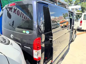 Toyota HiAce 2019 Black