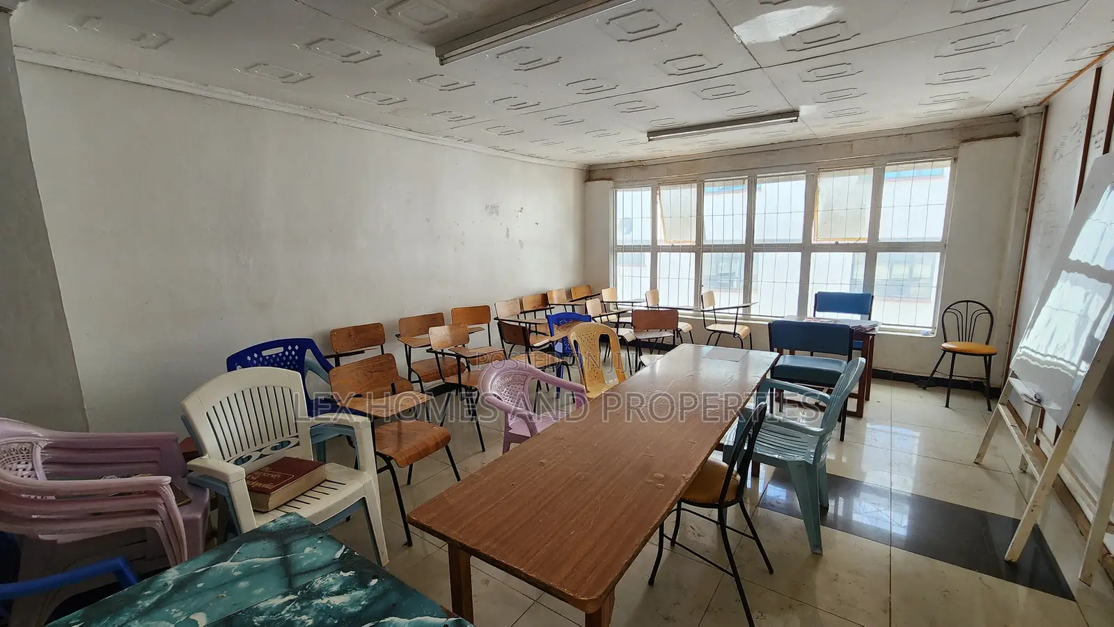 Office to Let P.M