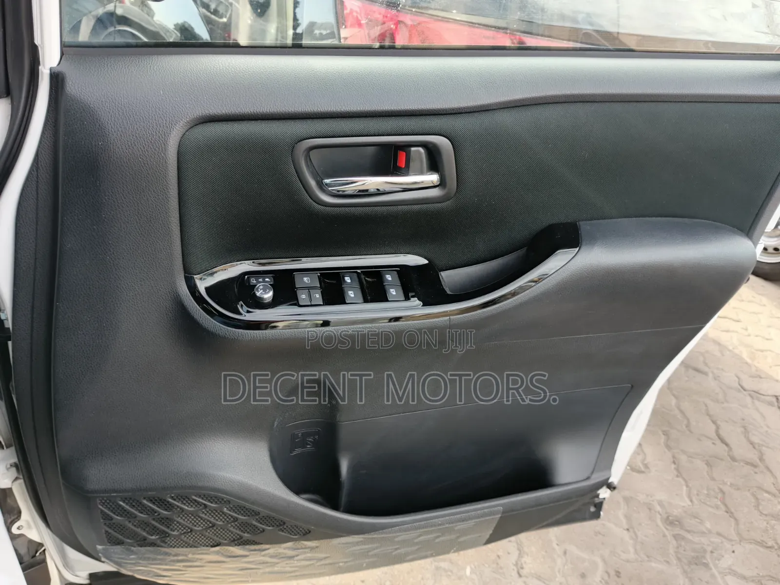 Toyota Noah 2020 White