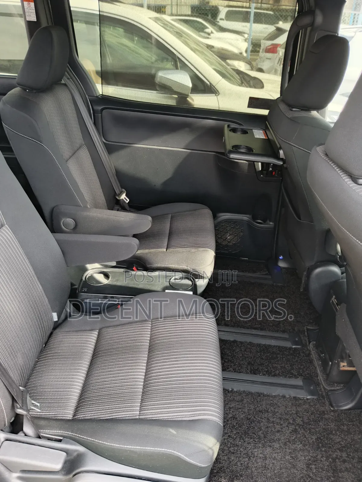 Toyota Noah 2020 White