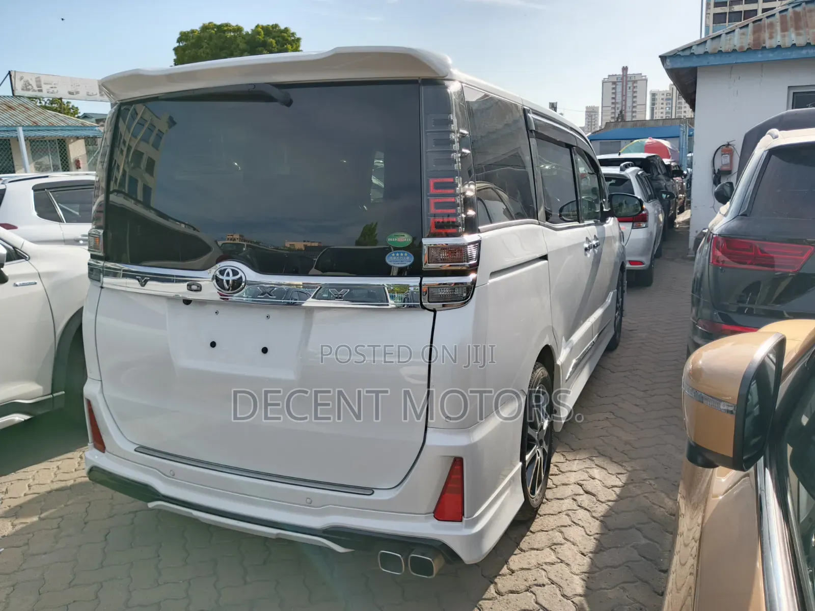 Toyota Noah 2020 White