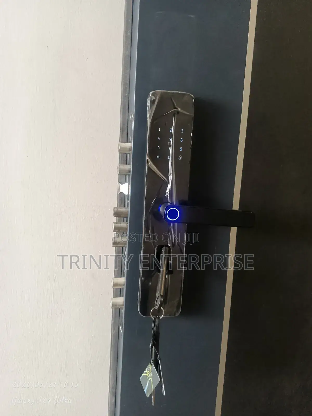 Smart Door Lock - Wifi Fingerprint App Control, Auto-Lock
