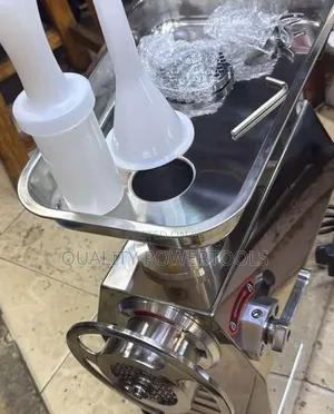 Powerful M 22 Meat Mincer With Riverse
