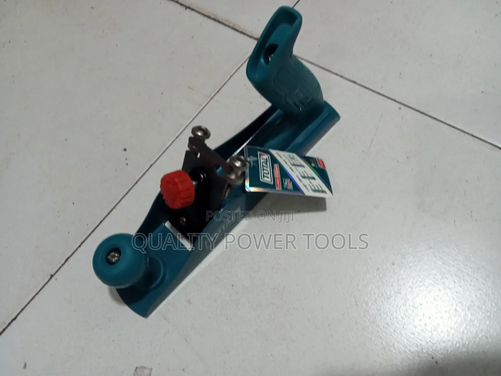Total Tht9391 Manual Handheld Wood Planer.