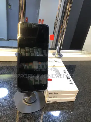 Original Honor 200 Screen Replacement and Installation Nairobi